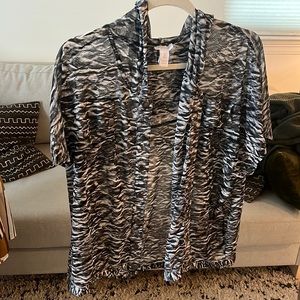 Chico’s weekends plus mesh hoodie snap size 2 (L-2X) top pool vacation